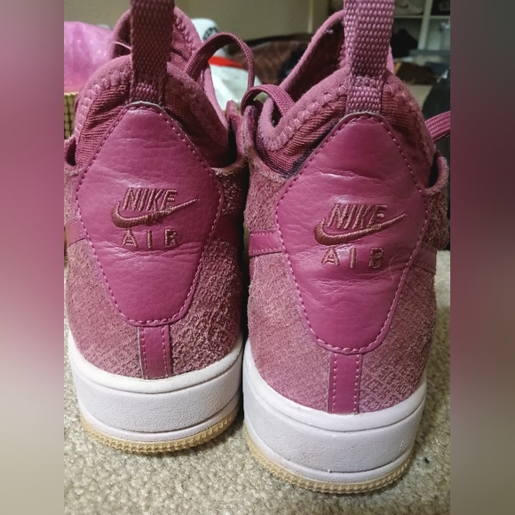 Nike - Picture 10 of 10